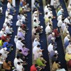 5c8b5d7e2500000d04ca7a93