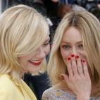 5c8aa025240000f404a3589a