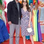 5c8aa026250000580681685b