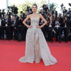 A su llegada a la proyección de la película The Last Face