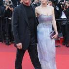 A su llegada a la proyección de la película The Last Face