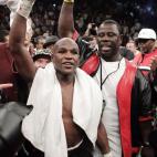 El boxeador profesional estadounidense también se ha hecho con un buen pellizco este último año. 32 millones de dólares (23,5 millones de euros) fue la cantidad que ganó sólo en su combate contra el argentino Marcos Maidana el pasado mayo.