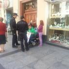 5c8af60322000031001a25d2