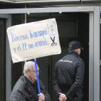 5c8ae26f360000c81a6c3beb