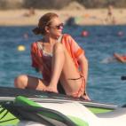 5c8af64d2400004205a3f593