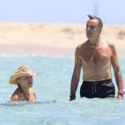 5c8af65e360000e01c6c562c