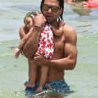 5c8af666360000c81a6c5636