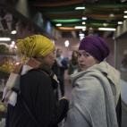 5c8b7e422300007f0124e016