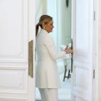 5c8a3acb260000e104fe143a