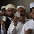 5c8b70702300005400e8329b