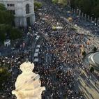 Vista cenital de la marcha por Cibeles.