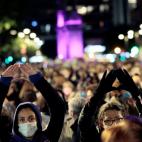 El Moviment Feminista de València celebra una manifestación con motivo del Día Internacional para la Erradicación de la Violencia contra las Mujeres bajo el lema "Estamos hartas de todas las violencias machistas".