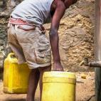 5c8a6e63230000dd0423183e