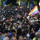 5c8aecba2400004205a3e8cd