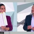 Con una lista de contratos del Estado