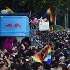 5c8aecbf230000d50423ed99