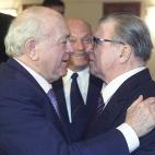 5c8aace820000043046f8973