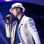 5c8b66ec230000dd0424a538