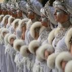 Aunque esta fiesta se celebra en muchas provincias, las más famosas son las de Alicante y, especialmente, las de Alcoy, de Interés Turístico Internacional. Entre el 21 y el 24 de abril de cada año, los participantes desfilan divididos en dos...