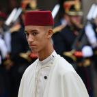 5d922e99220000c104e03c78