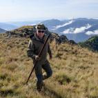 5d9b1a432100009504ab80dc