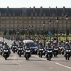 5d91e785220000c104e02131