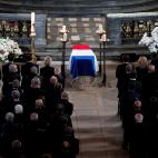 5d91e73a2200003300e02111