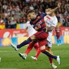 5c8b570f200000430470846e