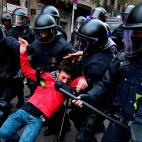 5c8a4d7e3b000037066bcf7f