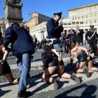 5c8a99fb3b000054066c2eff