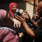 Dolor y lamentos en la zona Palestina tras los ataques israelíes.