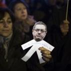 Ya no está, porque su afán por limitar los derechos de la mujer acabó con su carrera política. Alberto Ruiz Gallardón perdió la guerra que declaró a las mujeres y dimitió como ministro de Justicia en septiembre de 2014, cuando el Gobiern...