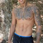 Exconcursante de Supervivientes. Confirmado.