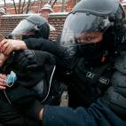 6017e2032700004c009629f9