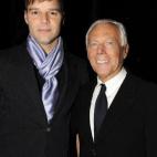 5c8b6b85240000f404a4ab52