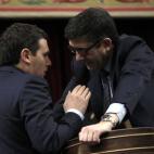 5c8a3c81250000e203c8c766