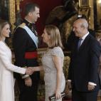 5c8af573240000f404a3f4d6