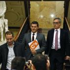 5c8a3c8f360000c81a6b367f