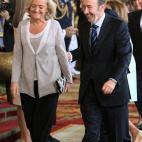 5c8af574360000ba1a6c5562