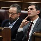 5c8a3c902300007f0122d711