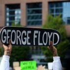 VANCOUVER, BC - MAY 31: Thousands attend a protest against racism and police brutality at the Vancouver Art Gallery on May 31, 2020 in Vancouver, Canada. (Photo by Mert Alper Dervis/Anadolu Agency via Getty Images)
