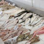 Se basa en carnes muy magras, puras y plantas silvestres y deja fuera granos, legumbres, productos lácteos, sal, azúcares refinados y aceites procesados.