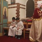 Por ser monaguillo de la parroquia de mi pueblo, Villaricos, en Almería, me toco pintar un verano parte de la iglesia. Según el cura, fui impío por besarme con una chica. (Raúl Estebán, 37 años)