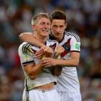 5c8b72273b000072066d9aaf