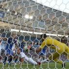 5c8b722e2500000d04caaf8a