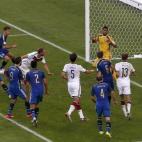 5c8b722e2500000d04caaf8c