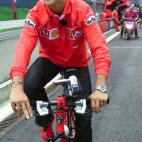 5c8aef7e2500000d04c9e13b