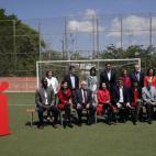 5c8aa817240000f404a36e51