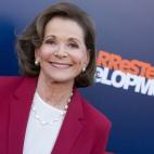 La galardonada actriz, estrella de la exitosa sitcom Arrested Development, falleci&oacute; el 24 de marzo en Nueva York a los 80 a&ntilde;os.Walter particip&oacute; en proyectos dispares a lo largo de su vida, desde en el debut&nb...