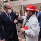 Saludando con protección en Alcobendas